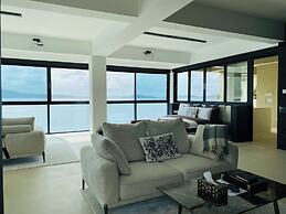 The Waterfront Studio
