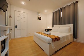C Hotel Managed by H Hospitality