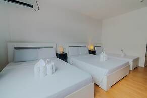 C Hotel Managed by H Hospitality