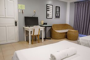 C Hotel Managed by H Hospitality