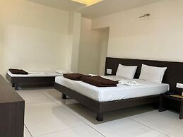 THE HOTEL RELAX