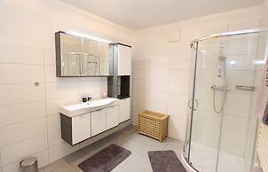 Bright Flat Close to the ski Area