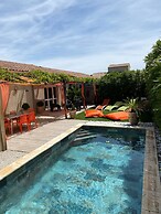 Villa Alba: Sunlit Comfort in Lirac