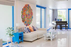 Private Pool Party Villa Games & Karaoke,