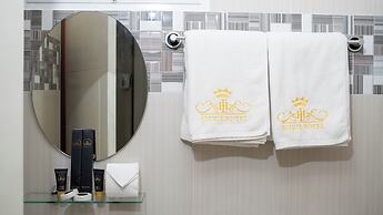 EMMIE HOTEL