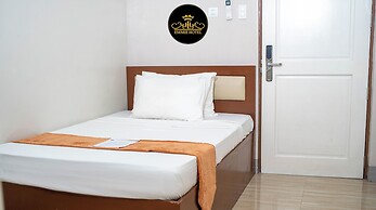 EMMIE HOTEL