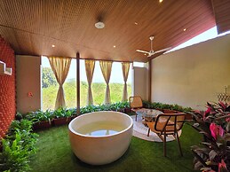 LaFiesta Resort By Greenleaf Aqua