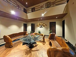 LaFiesta Resort By Greenleaf Aqua