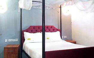 Toque & GN Hotel