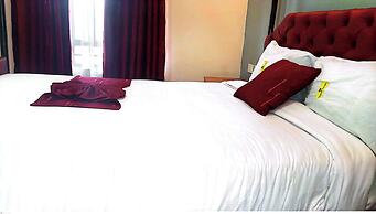 Toque & GN Hotel