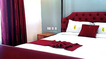 Toque & GN Hotel