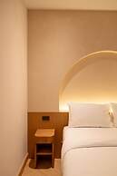 Taupe Hotel