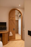 Taupe Hotel