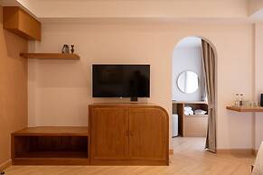 Taupe Hotel