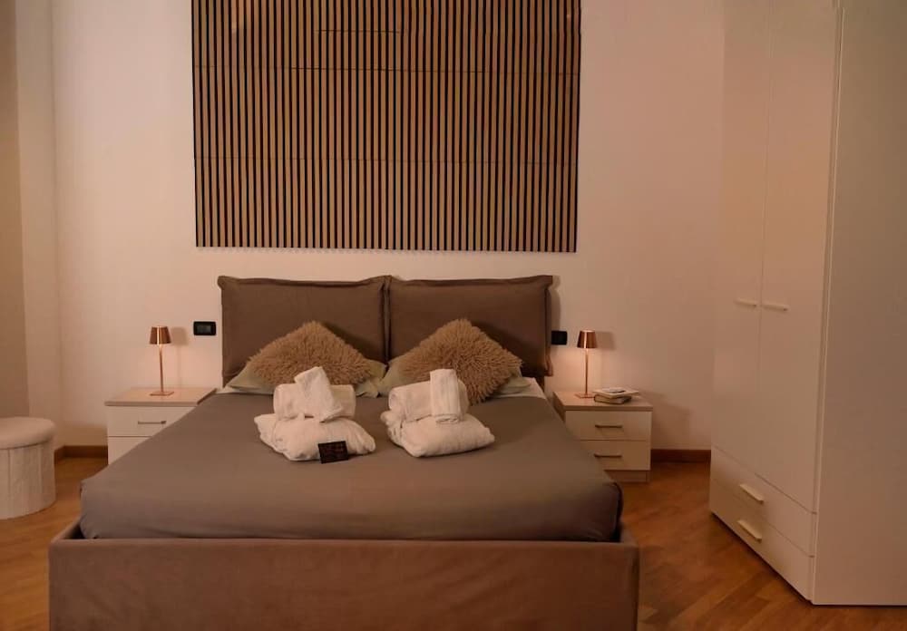 Palace Eight Suites & Spa