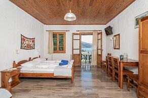 Studios Limnionas
