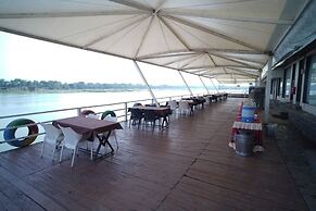 Riviera Resort and Hotels