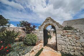 Trulli Arco Antico