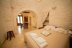 Trulli Arco Antico
