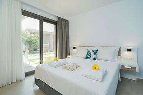 OLIVIA RESORT