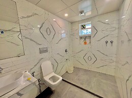 Hotel Neelkamal Chembur