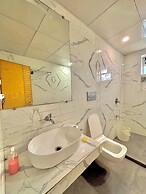 Hotel Neelkamal Chembur