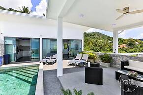 Hillside Sea View Infinity Pool V297