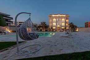 Chateau Dabo Luxury Pool Apartment