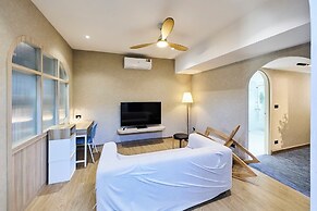 Baan Gu Hotel