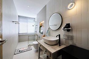 Baan Gu Hotel