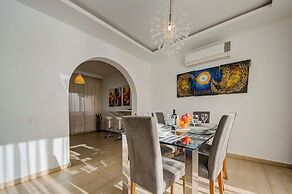 Incredible Sliema Harbour Penthouse With Jacuzzi