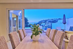 Extraordinary Villa With Private Pool & Steamsauna