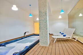 Extraordinary Villa With Private Pool & Steamsauna