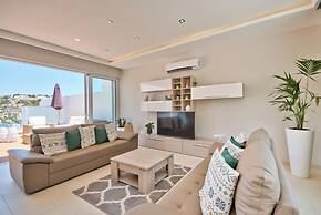 Extraordinary Villa With Private Pool & Steamsauna