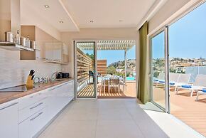 Extraordinary Villa With Private Pool & Steamsauna