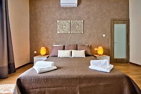 Extraordinary Villa With Private Pool & Steamsauna