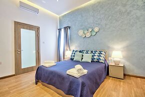 Extraordinary Villa With Private Pool & Steamsauna