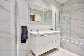 Extraordinary Villa With Private Pool & Steamsauna