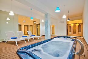 Extraordinary Villa With Private Pool & Steamsauna