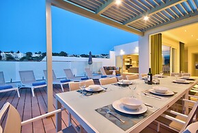 Extraordinary Villa With Private Pool & Steamsauna