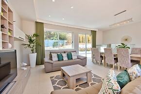 Extraordinary Villa With Private Pool & Steamsauna
