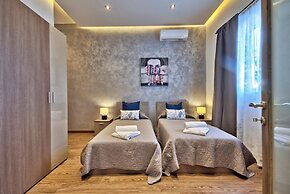 Luxurious Elegant Villa With Impressive Sauna&pool