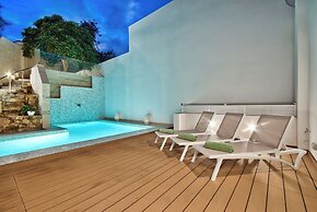 Luxurious Elegant Villa With Impressive Sauna&pool