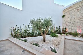 Prestigious Grand Villa With Luxurious Amenities