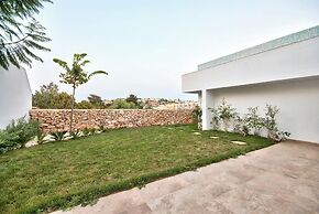 Prestigious Grand Villa With Luxurious Amenities