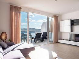 Idyllic Penthouse Apartment With Sea View Balcony