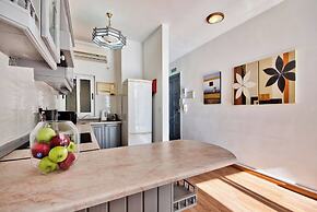 Stunning Home Overlooking Valletta City Skyline