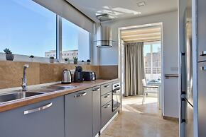 Amazing Valletta Penthouse With Incredible Views