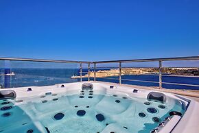Amazing Valletta Penthouse With Incredible Views