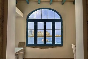 Enchanting Stone Villa With Pool and Jacuzzi